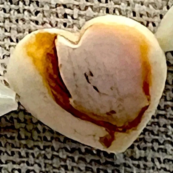 Vintage Heart-Shaped Shell Necklace With Mother Of Pearl Beads - Picture 9 of 12